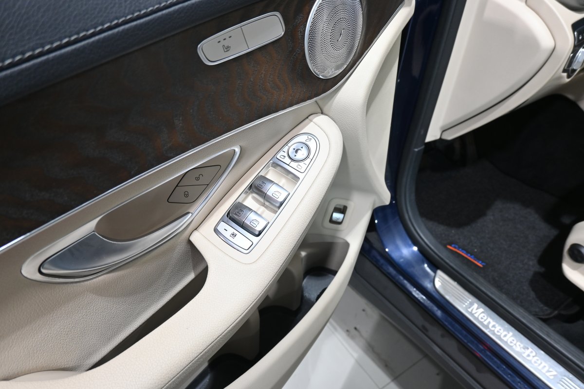 Foto Mercedes-Benz GLC 31