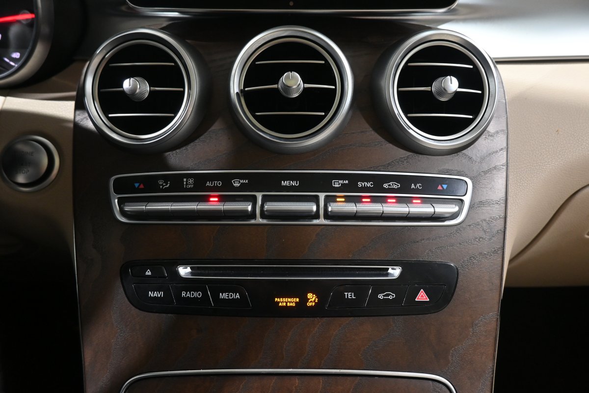 Foto Mercedes-Benz GLC 18