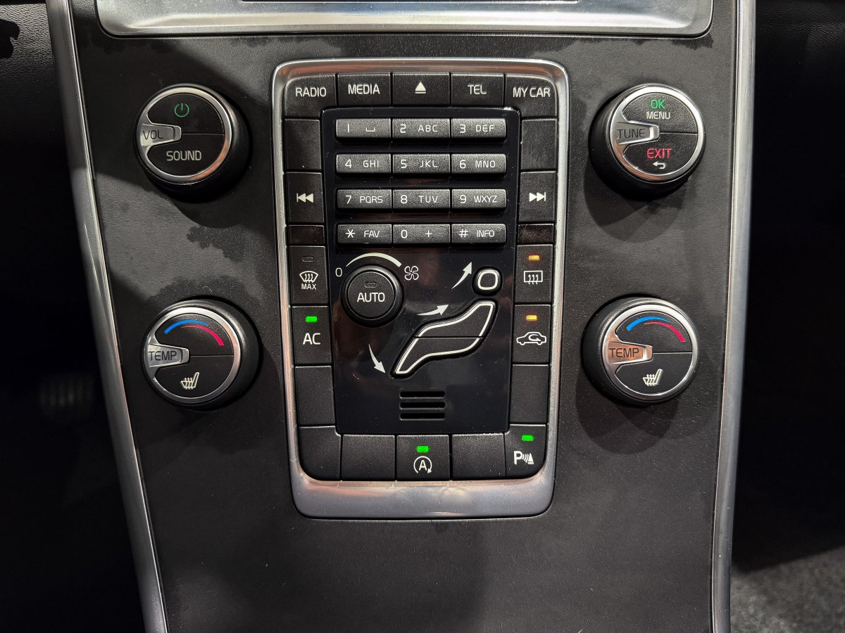 Foto Volvo XC60 16