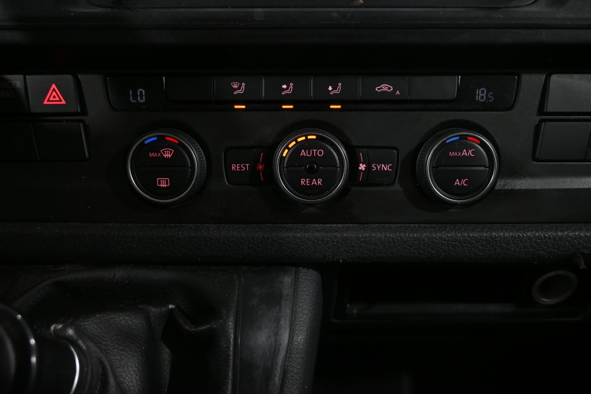 Foto Volkswagen Caravelle 17