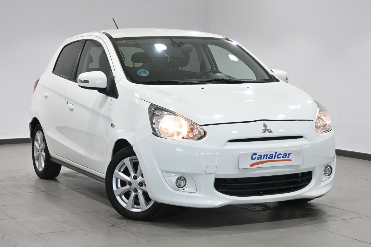 Foto Mitsubishi Space 3