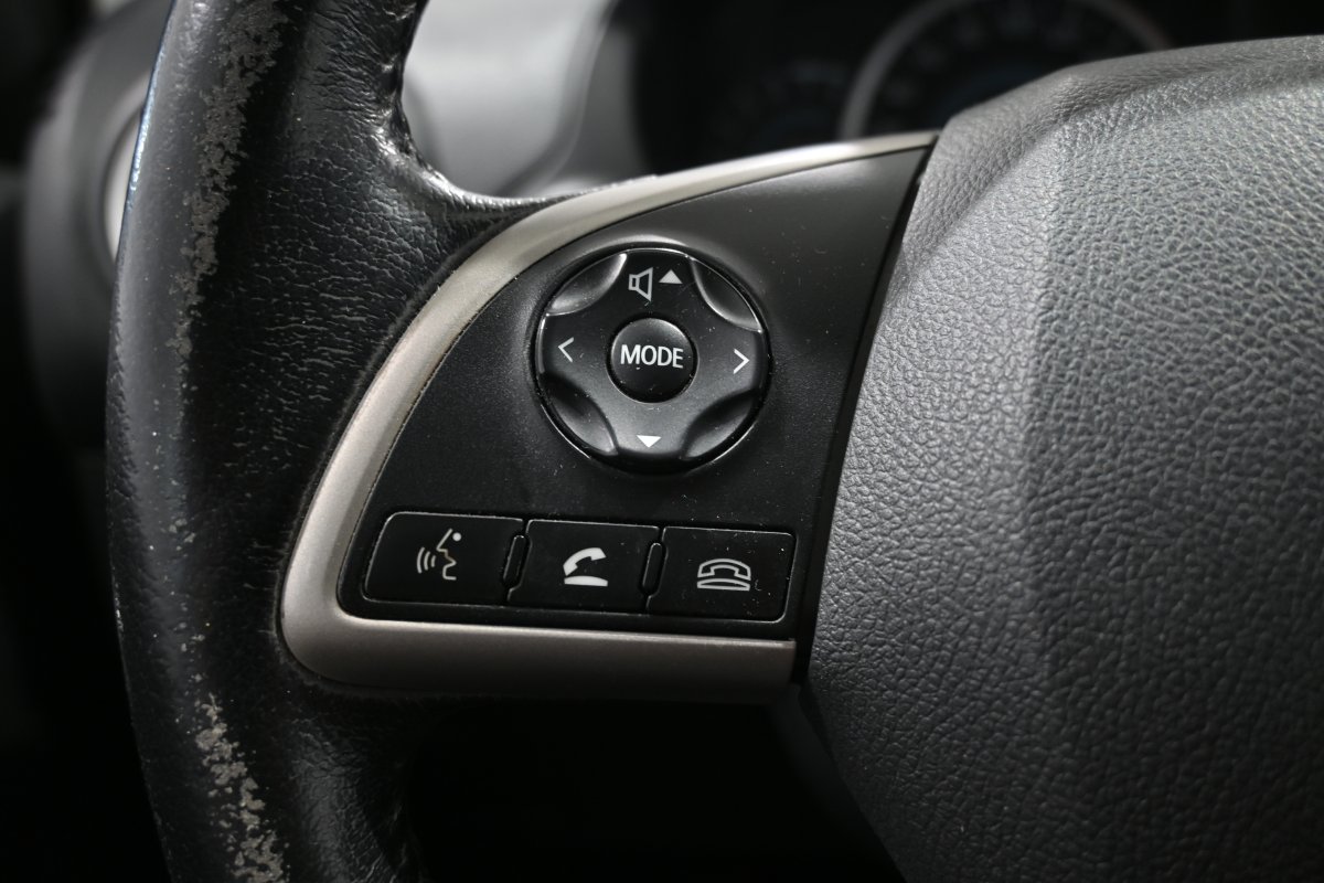 Foto Mitsubishi Space 19