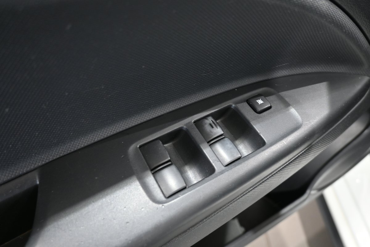 Foto Mitsubishi Space 24