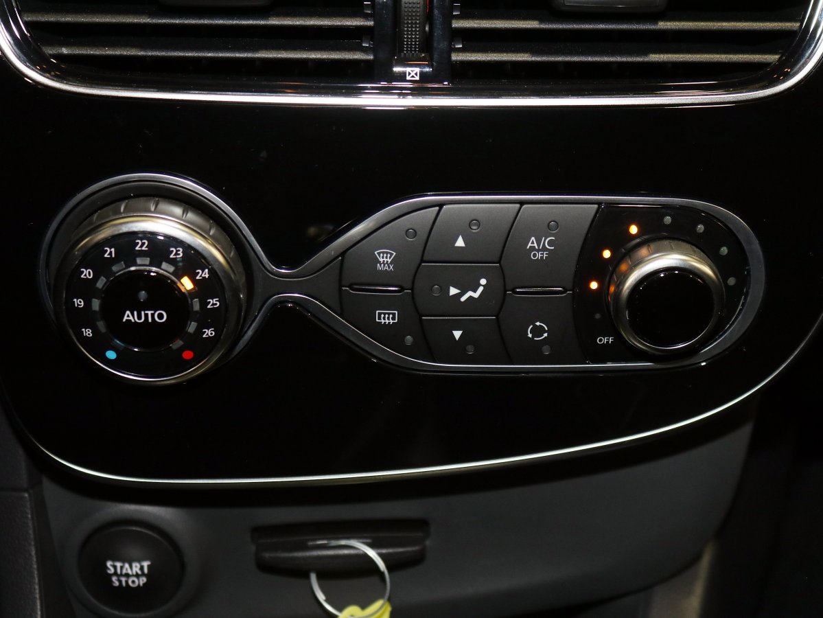 Foto Renault Clio 19
