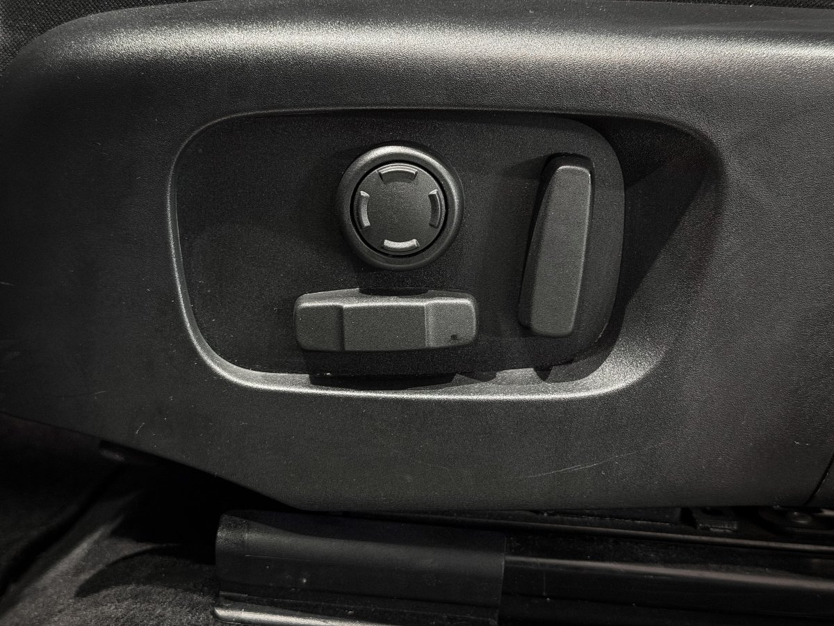 Foto Land Rover Range 32