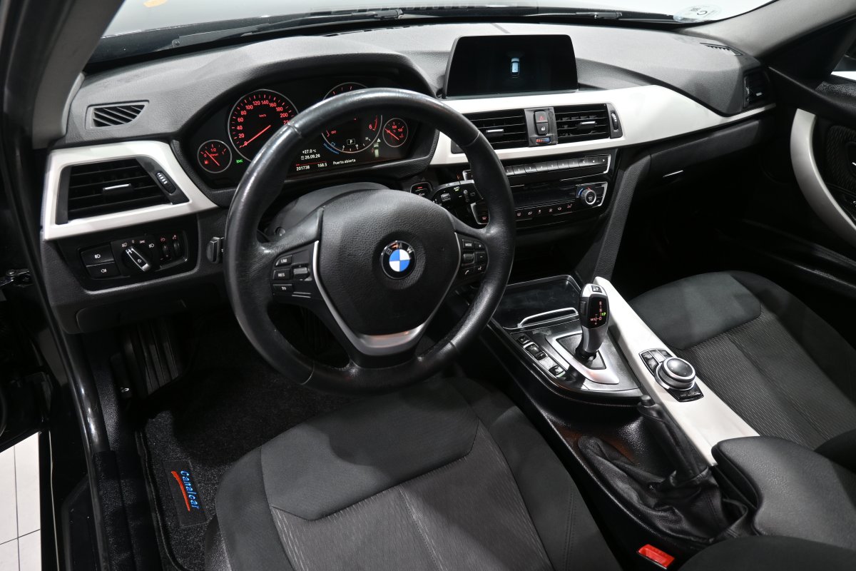 Foto Bmw 318dA 6