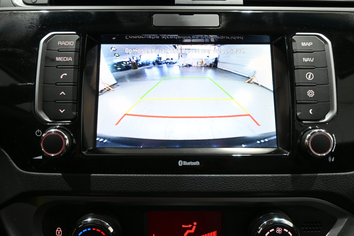 Foto Kia Rio 15