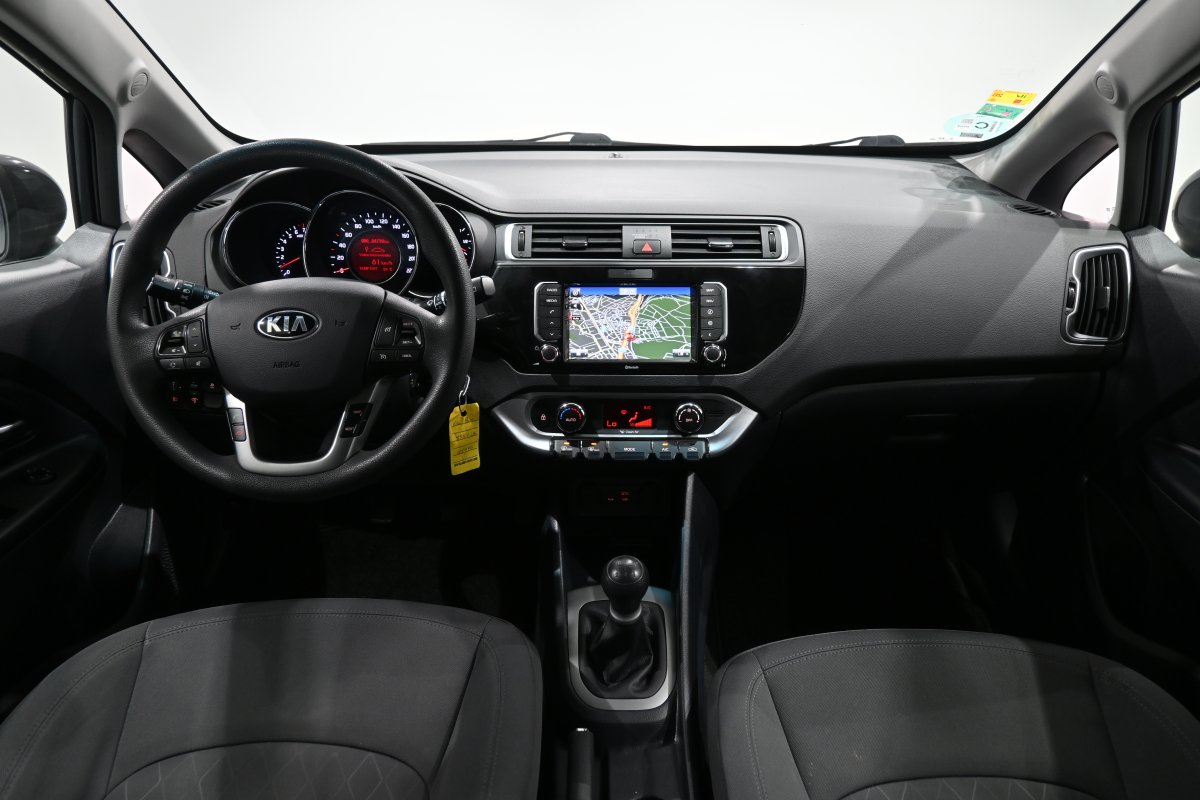 Foto Kia Rio 17