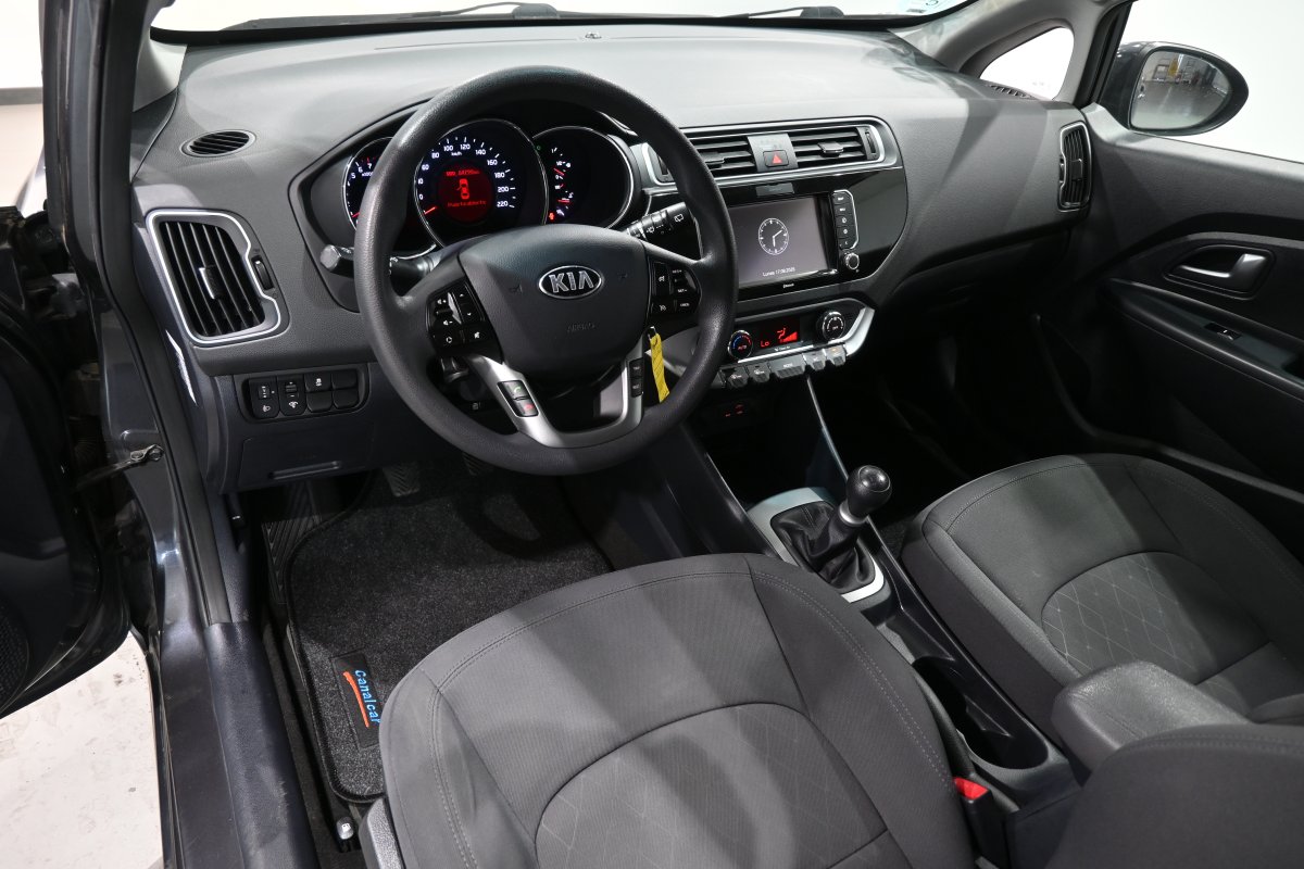Foto Kia Rio 9