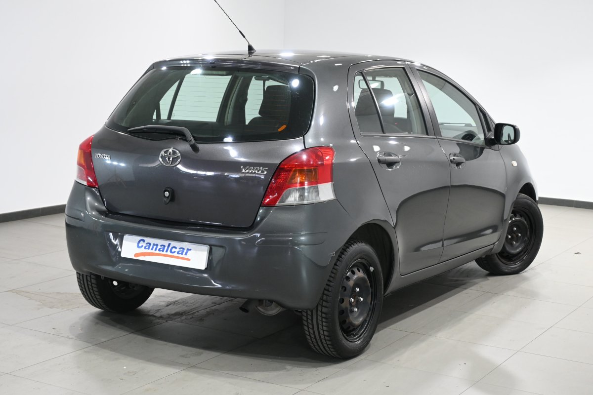 Foto Toyota Yaris 7