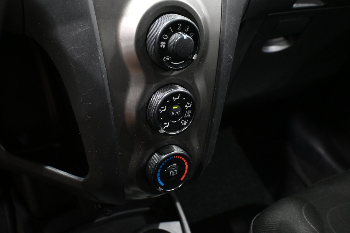 Foto Toyota Yaris 17