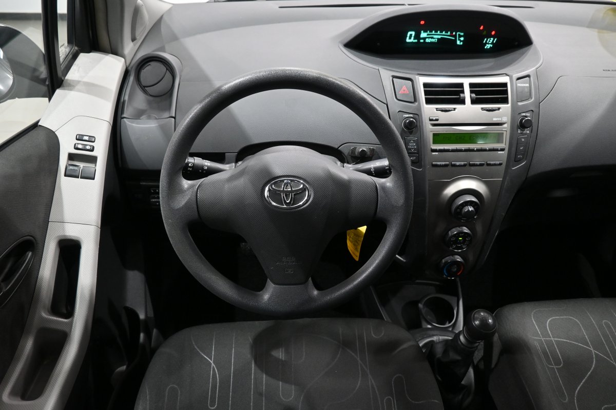Foto Toyota Yaris 20