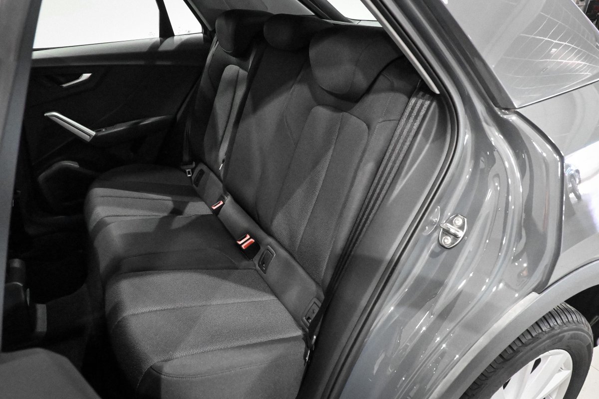 Foto Audi Q2 10