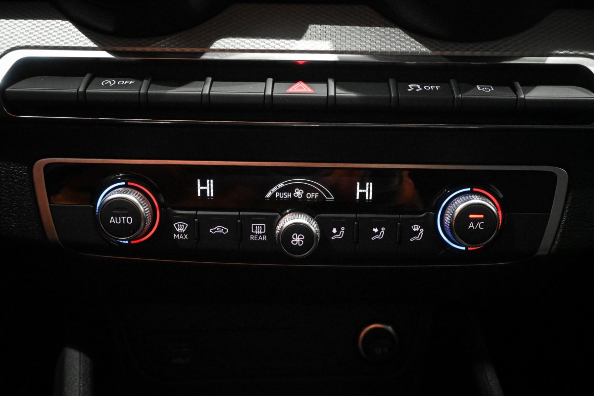 Foto Audi Q2 14
