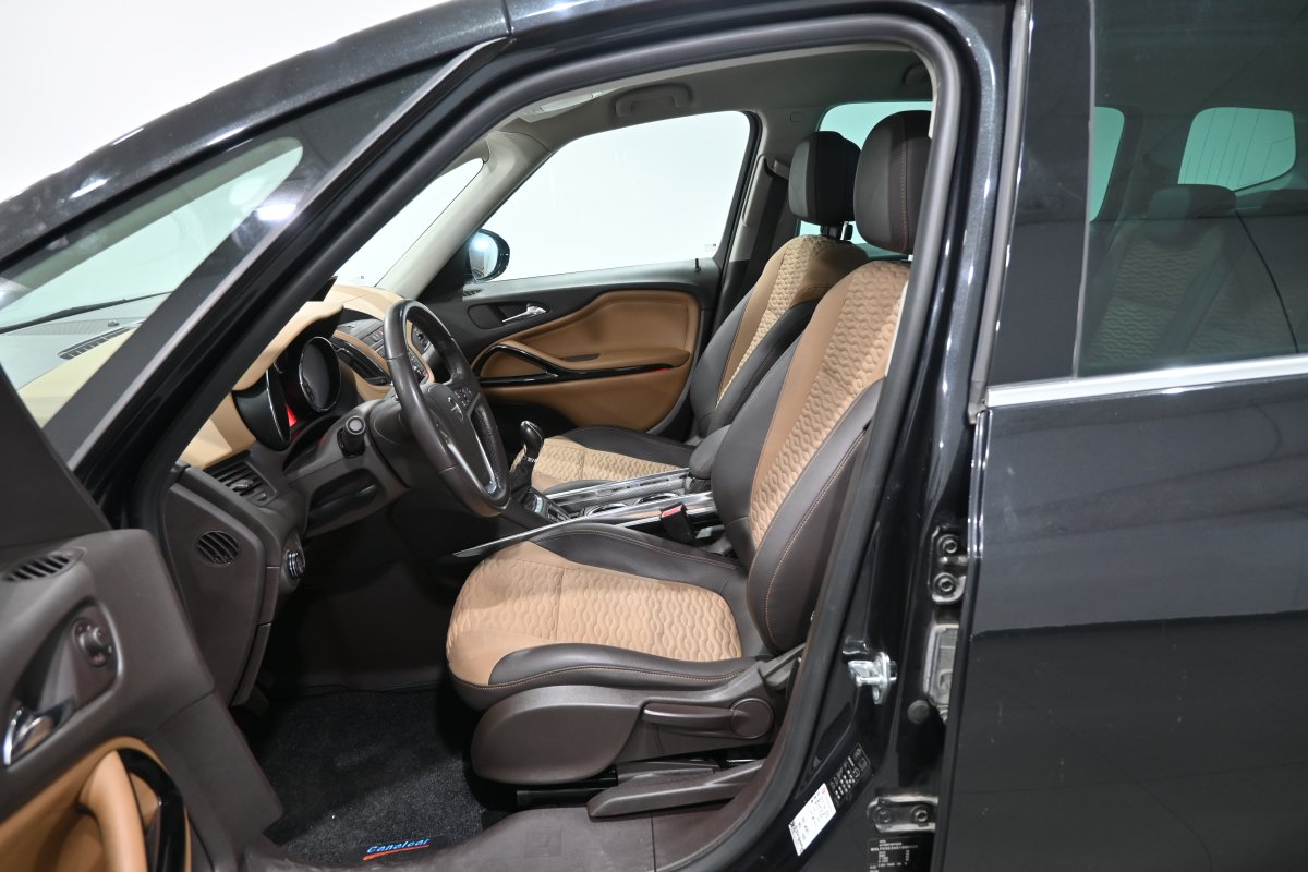 Foto Opel Zafira 10