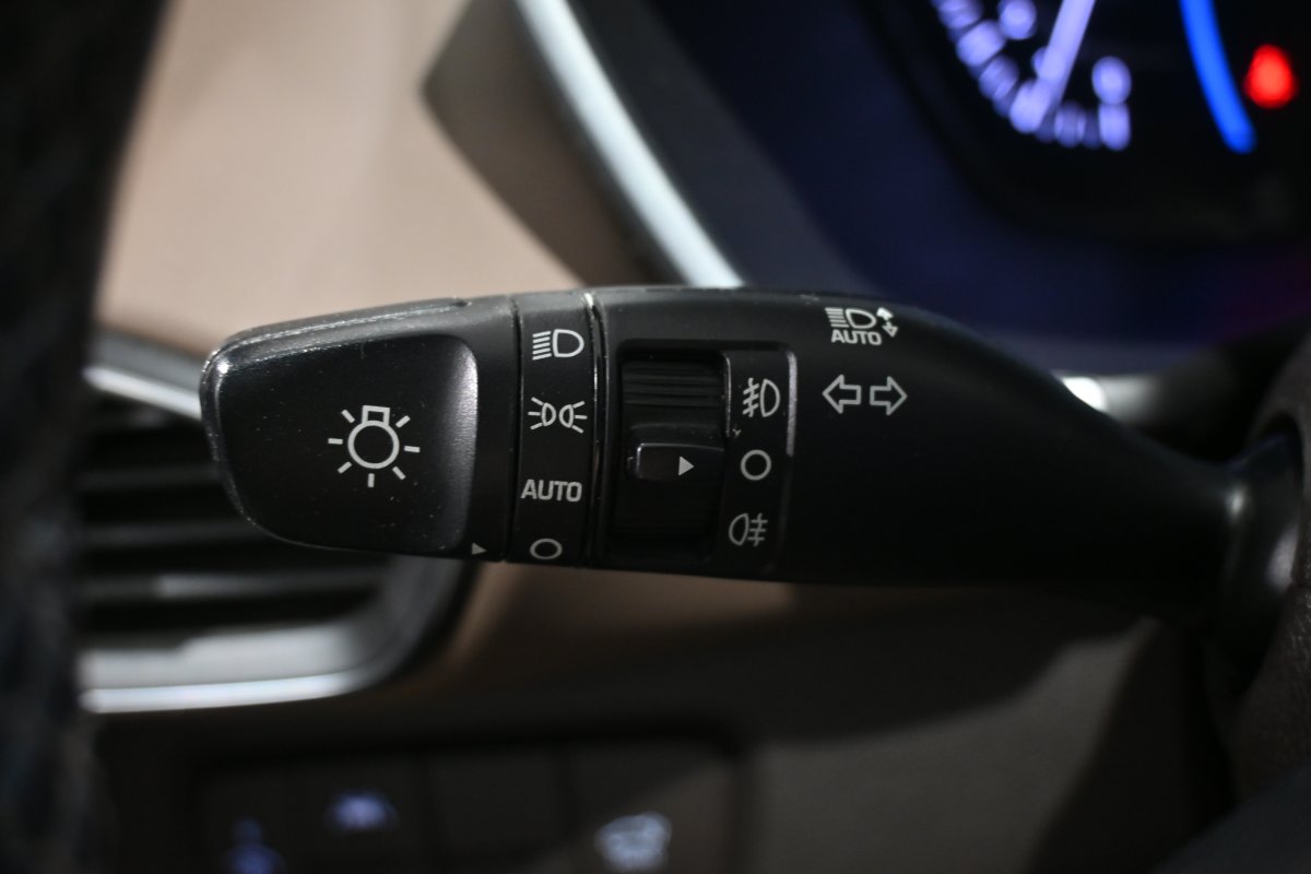 Foto Hyundai Santa 28