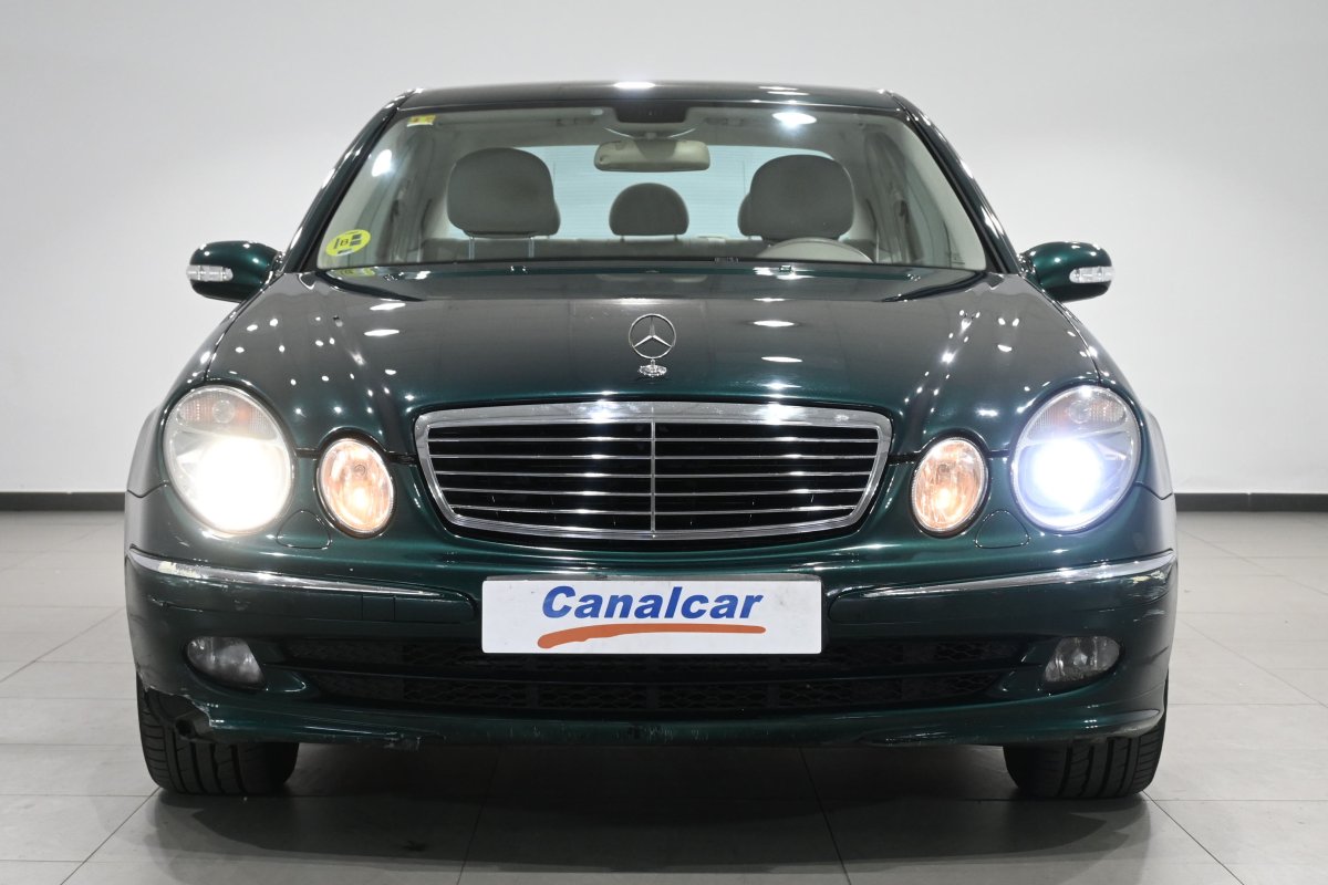 Foto Mercedes-Benz E 2