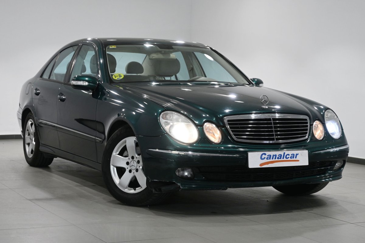Foto Mercedes-Benz E 3
