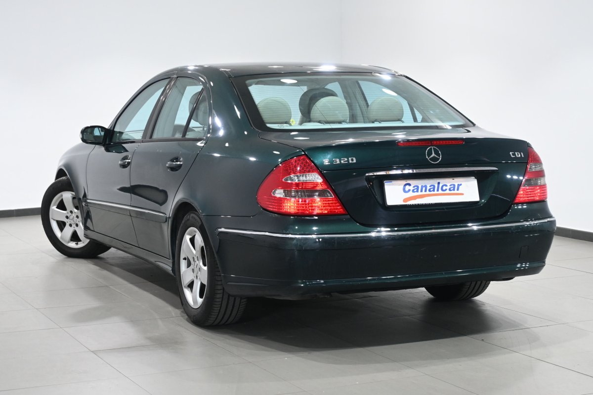 Foto Mercedes-Benz E 6