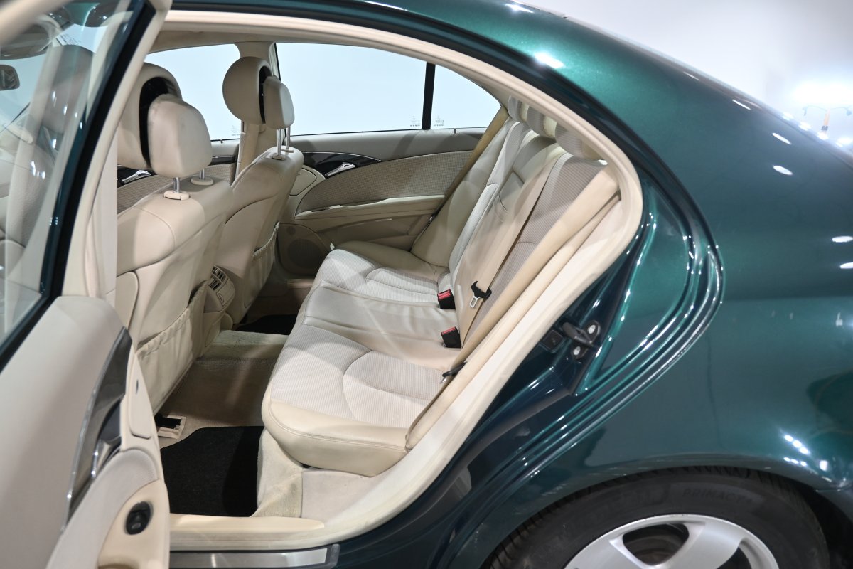 Foto Mercedes-Benz E 11
