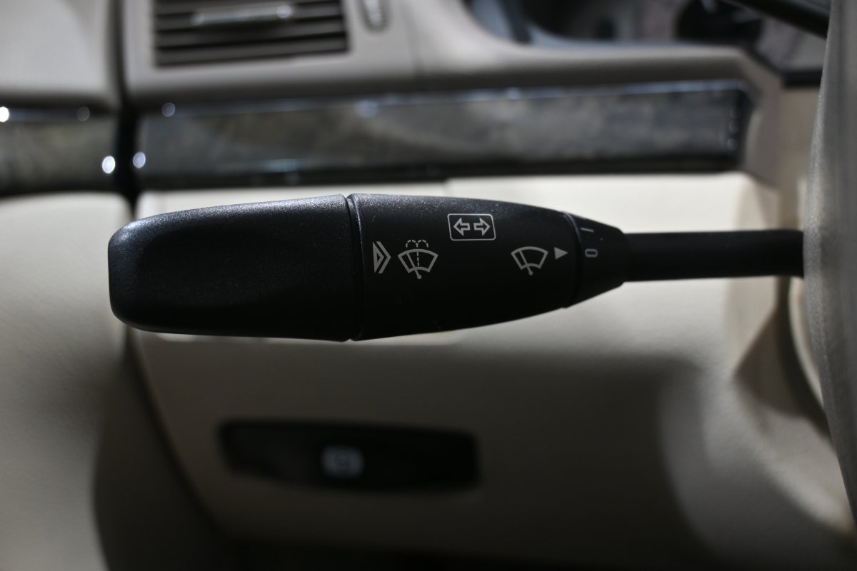 Foto Mercedes-Benz E 23