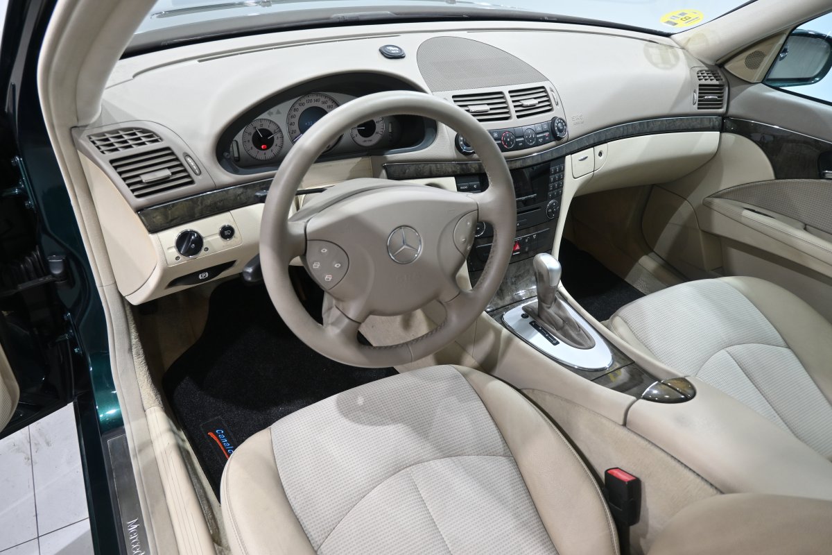Foto Mercedes-Benz E 9