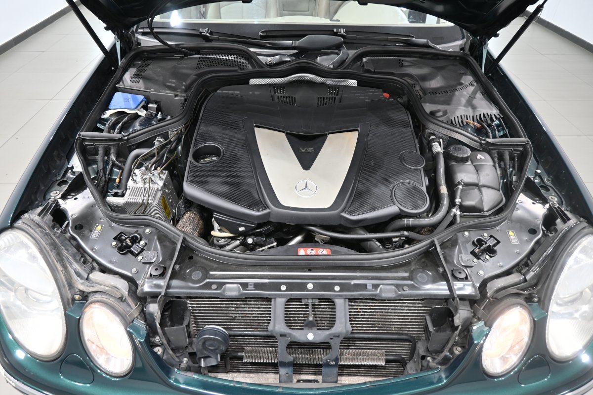 Foto Mercedes-Benz E 7
