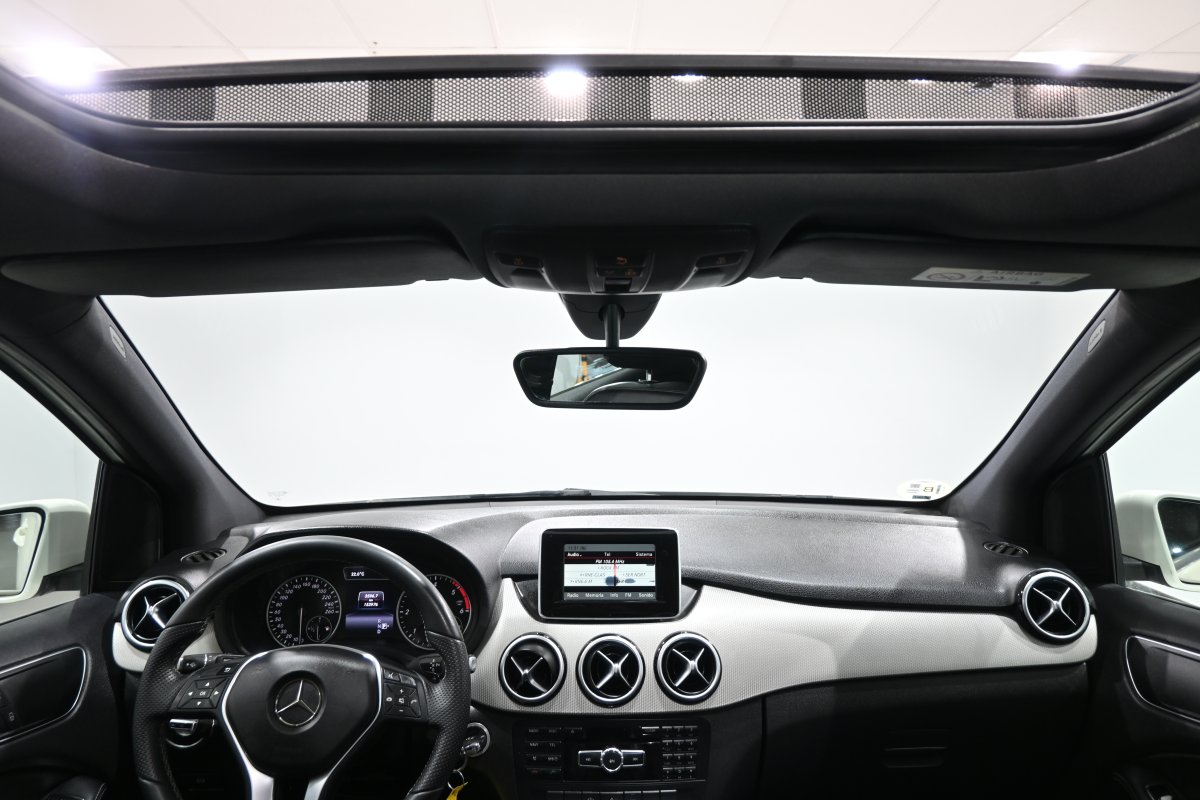 Foto Mercedes-Benz B 25