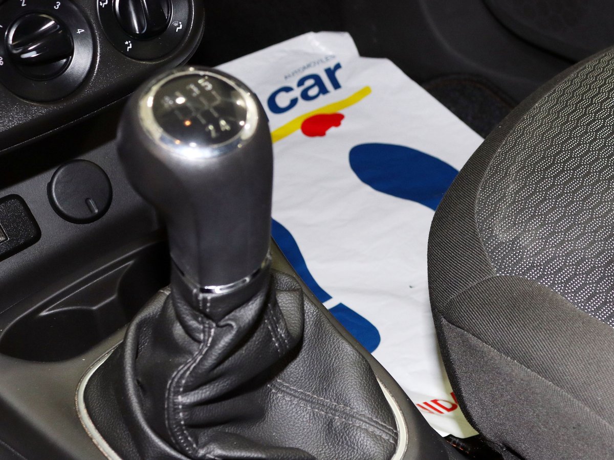 Foto Opel Corsa 13