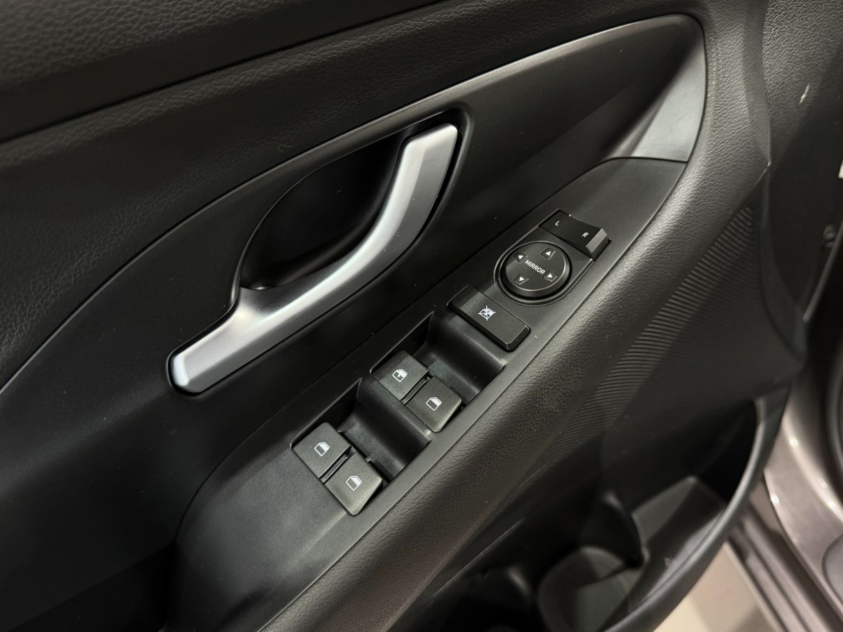 Foto Hyundai i30 23