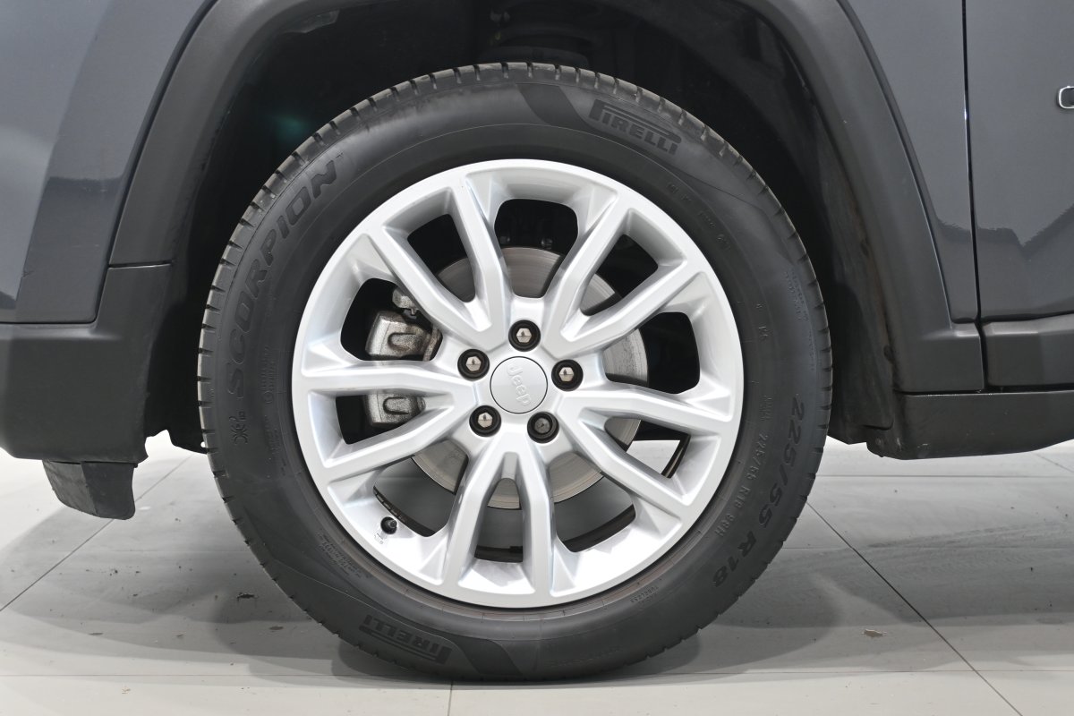 Foto Jeep Compass 30