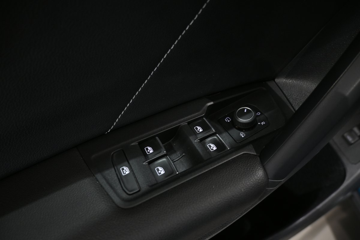 Foto Volkswagen Tiguan 30