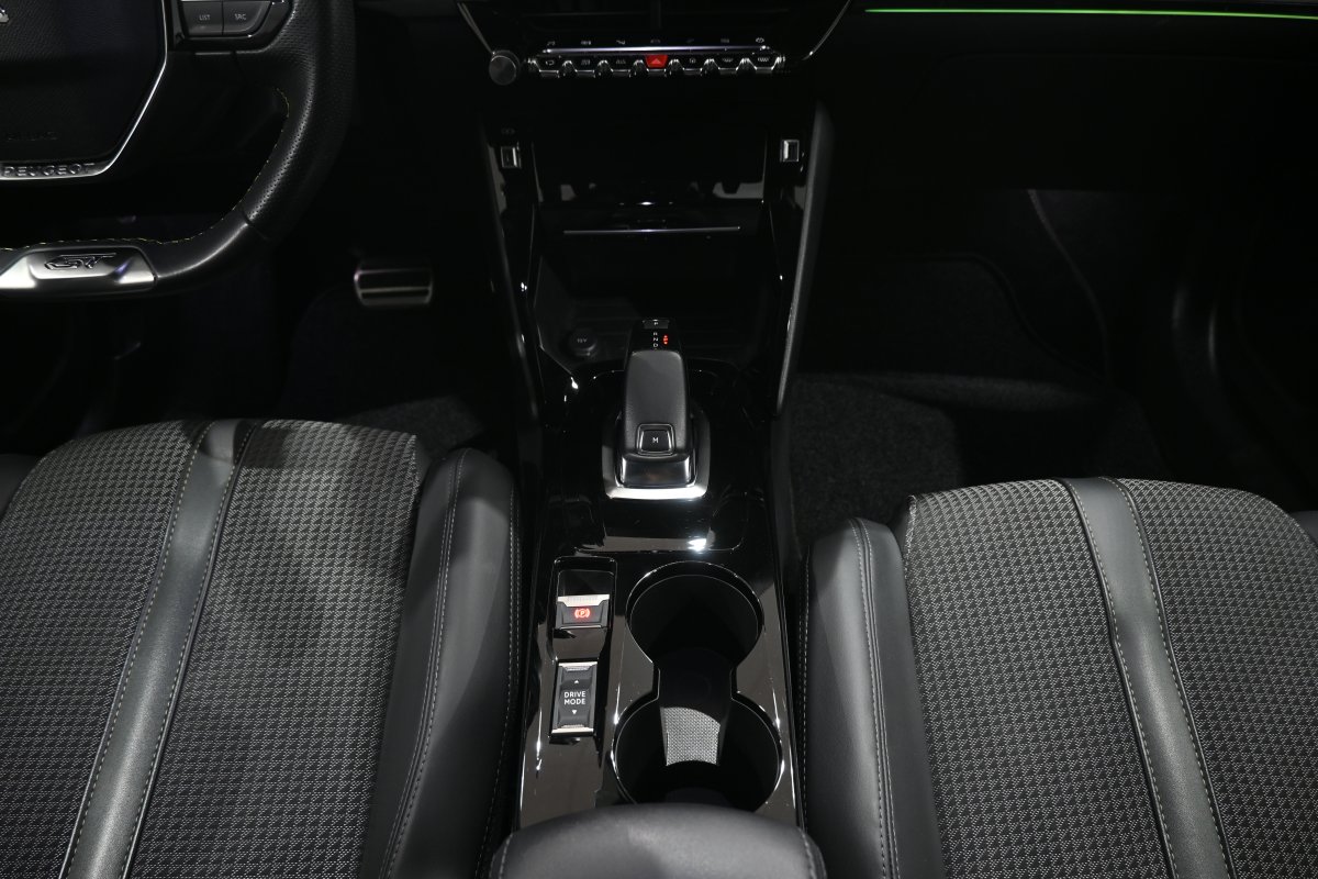Foto Peugeot 2008 16