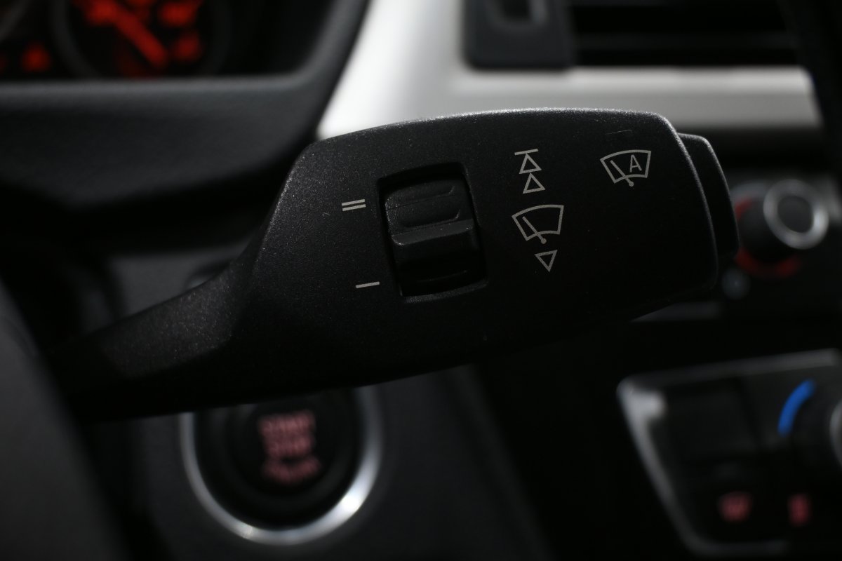 Foto Bmw 318dA 27
