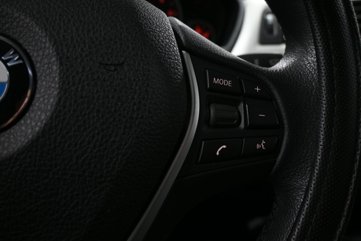 Foto Bmw 318dA 25