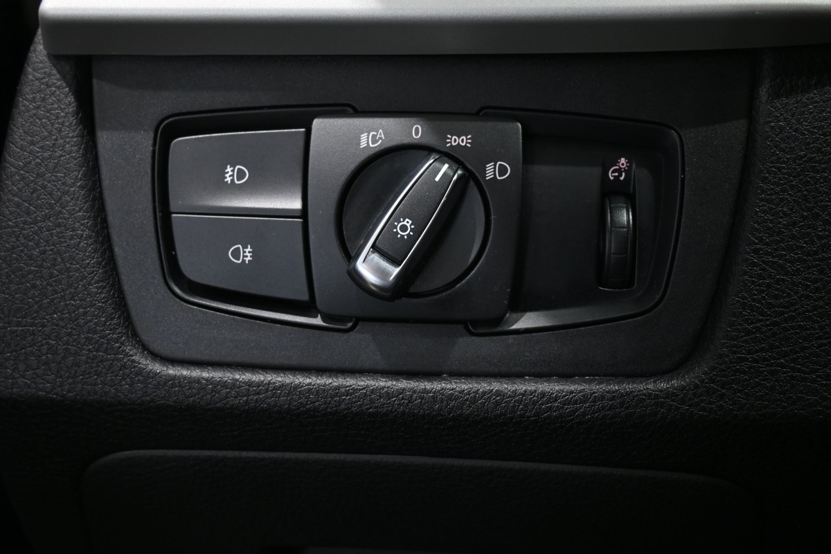 Foto Bmw 318dA 28