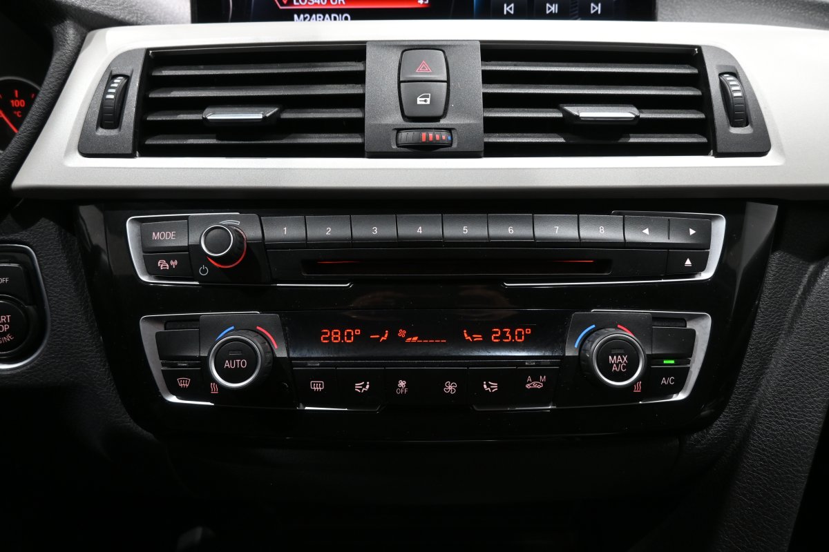 Foto Bmw 318dA 16